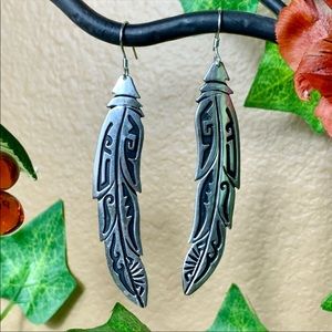 🌹NWT Sterling Silver Navajo feather earrings